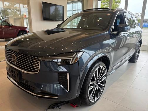 Denim Blue Metallic 2026 Volvo XC90 B6 Plus 7-Seater