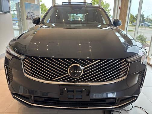 Denim Blue Metallic 2026 Volvo XC90 B6 Plus 7-Seater