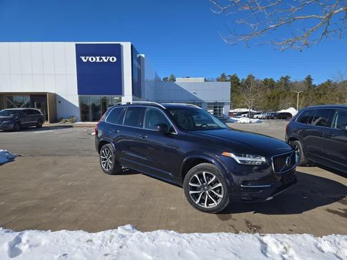 2019 Volvo XC90 T6 Momentum