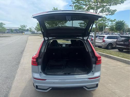 Gray 2024 Volvo XC60 B5 Plus Dark Theme