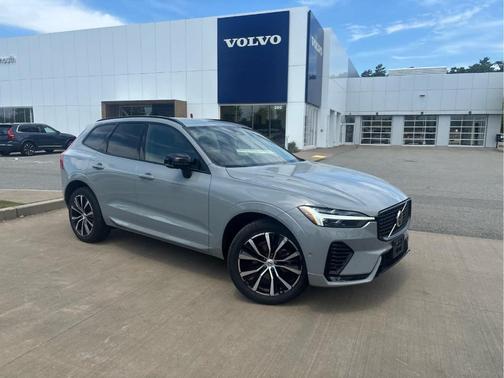 Gray 2024 Volvo XC60 B5 Plus Dark Theme