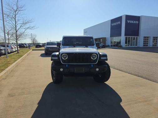 Bright White Clearcoat 2024 Jeep Wrangler 4xe Sport