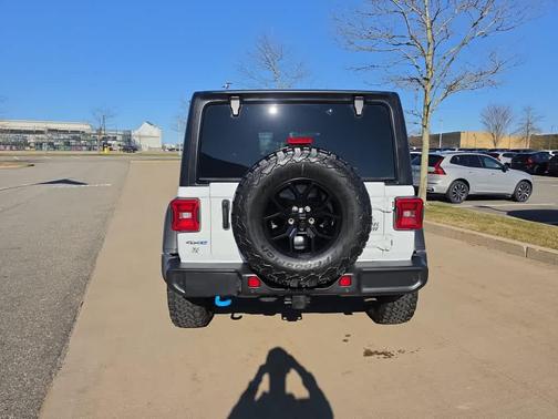 Bright White Clearcoat 2024 Jeep Wrangler 4xe Sport