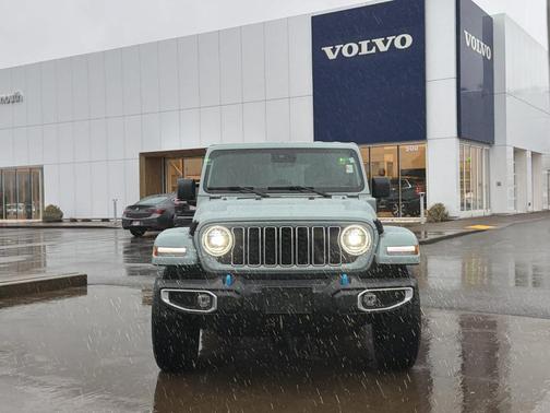 2024 Jeep Wrangler 4xe Sahara