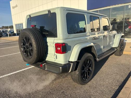 2024 Jeep Wrangler 4xe Sahara