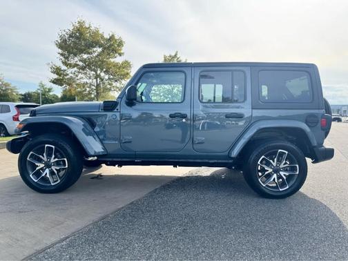 2024 Jeep Wrangler 4xe Sport