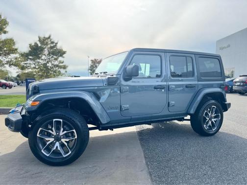 2024 Jeep Wrangler 4xe Sport