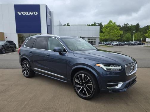 2023 Volvo XC90 B6 Plus 7-Seater