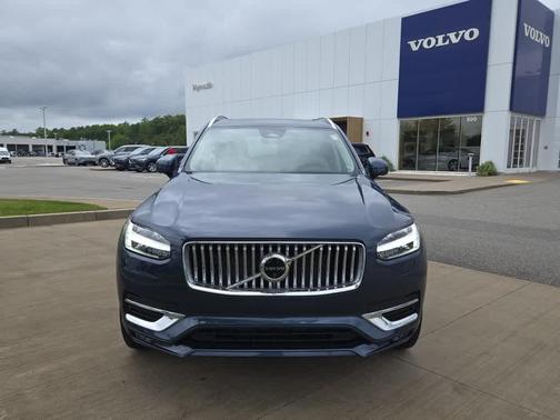 2023 Volvo XC90 B6 Plus 7-Seater