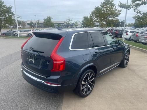 2024 Volvo XC90 B6 Plus Bright Theme 7-Seater