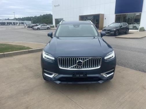 2024 Volvo XC90 B6 Plus Bright Theme 7-Seater