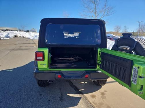 2025 Jeep Wrangler 4xe Sport