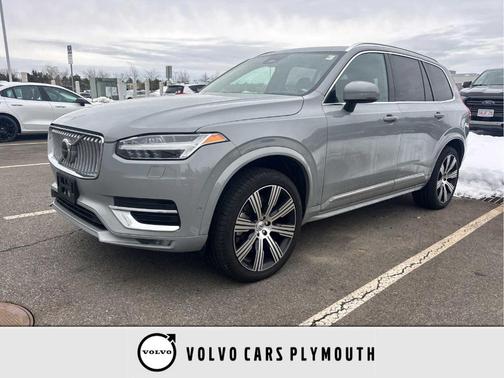 2025 Volvo XC90 B6 Ultra