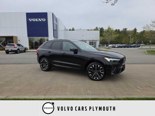 Onyx Black Metallic 2026 Volvo XC60 B5 Ultra