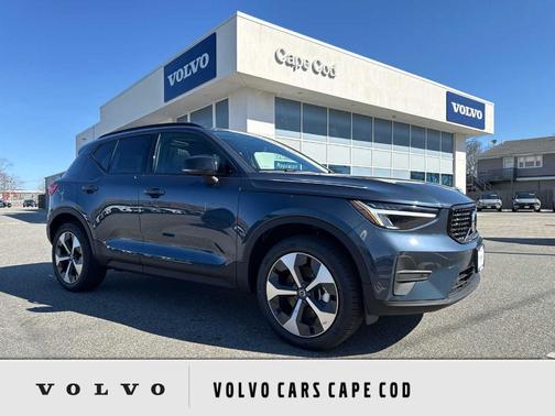 Blue 2026 Volvo XC40 B5 Core