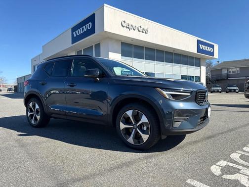 Blue 2026 Volvo XC40 B5 Core