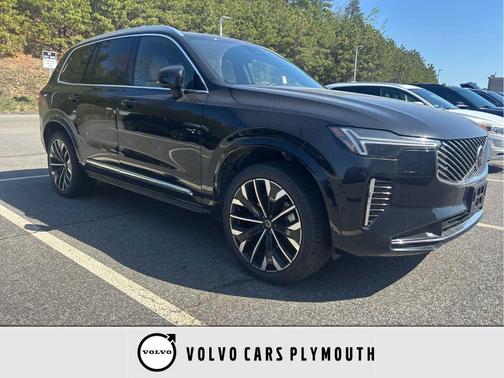 Onyx Black Metallic 2025 Volvo XC90 PLUS