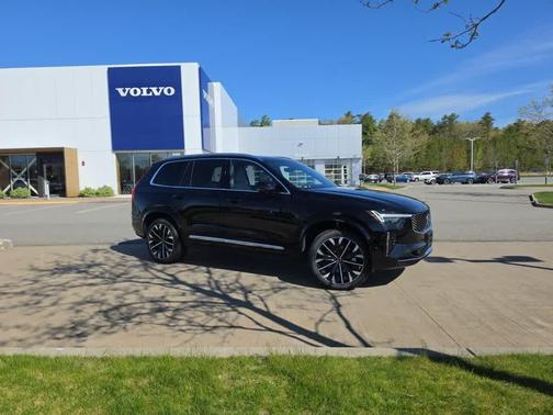 Onyx Black Metallic 2025 Volvo XC90 PLUS