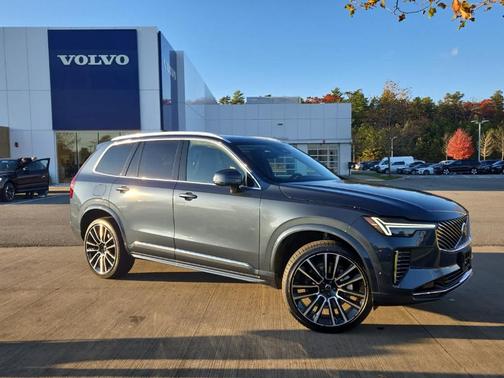 2026 Volvo XC90 B6 Plus 7-Seater