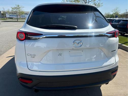 Snowflake White Pearl 2023 Mazda CX-9 Touring Plus