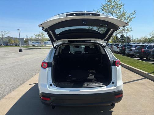Snowflake White Pearl 2023 Mazda CX-9 Touring Plus