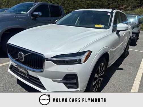 Crystal White Metallic 2023 Volvo XC60 B5 Core