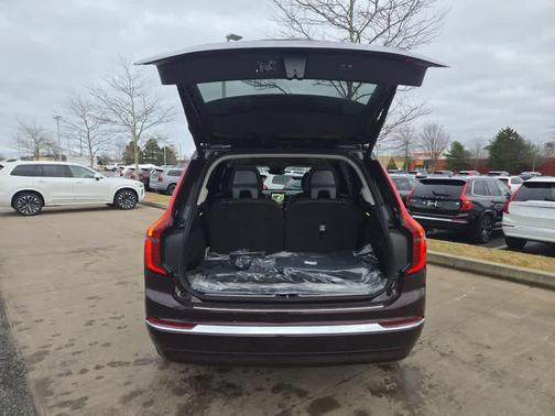 2026 Volvo XC90 B6 Plus 6-Seater