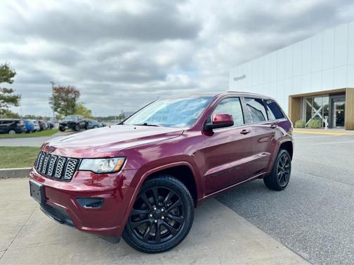 2017 Jeep Grand Cherokee Altitude