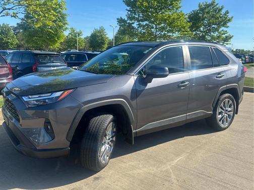 Magnetic Gray Metallic 2022 Toyota RAV4 XLE Premium