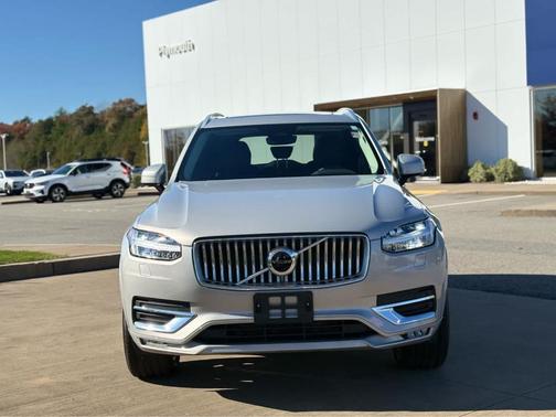 2024 Volvo XC90 B5 Core Bright Theme
