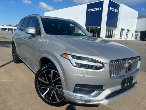 Silver 2023 Volvo XC90 B6 Plus 7-Seater