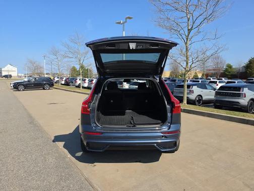 Denim Blue Metallic 2023 Volvo XC60 B5 Ultimate Dark Theme
