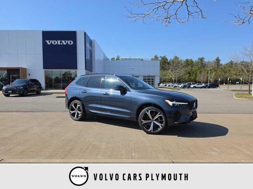 Denim Blue Metallic 2023 Volvo XC60 B5 Ultimate Dark Theme