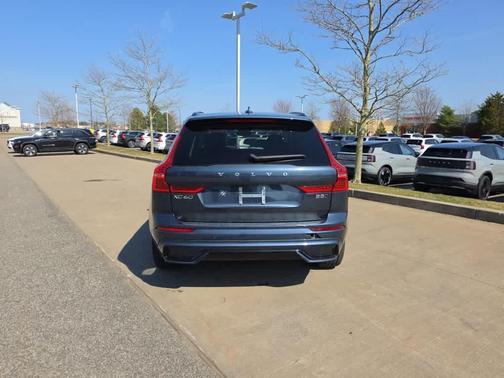 Denim Blue Metallic 2023 Volvo XC60 B5 Ultimate Dark Theme