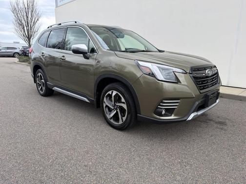 Autumn Green Metallic 2023 Subaru Forester Touring