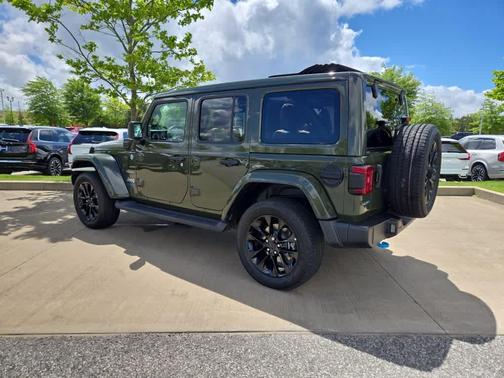 2022 Jeep Wrangler Unlimited 4xe Sahara