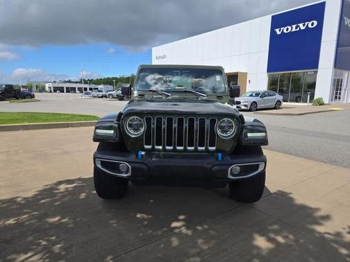 2022 Jeep Wrangler Unlimited 4xe Sahara