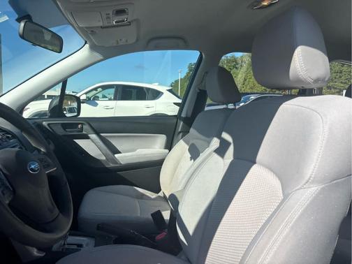 2014 Subaru Forester 2.5i
