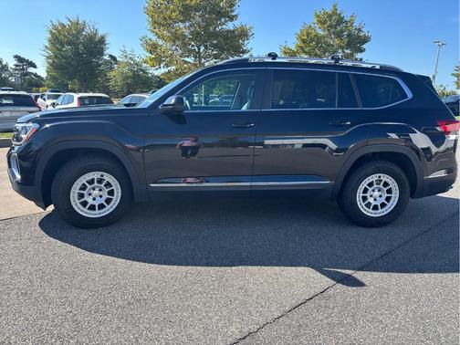 2024 Volkswagen Atlas 2.0T SEL