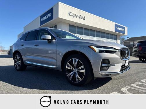Silver 2023 Volvo XC60 B5 Plus Bright Theme