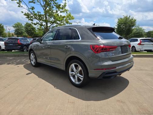 2019 Audi Q3 2.0T S line Premium Plus