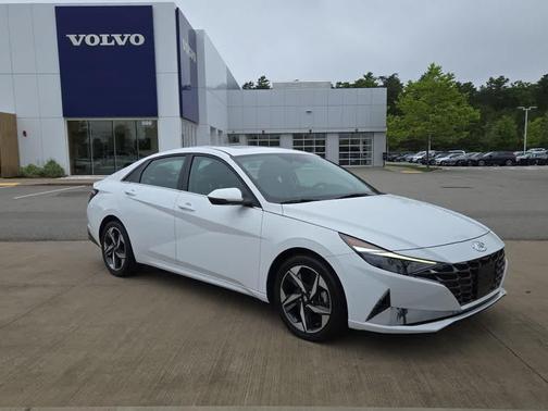 2022 Hyundai ELANTRA HEV Limited