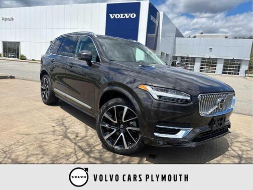 Platinum Grey Metallic 2023 Volvo XC90 B6 Plus 7-Seater