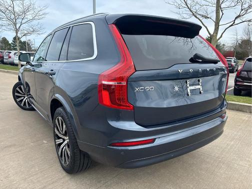 Denim Blue Metallic 2023 Volvo XC90 B6 Core