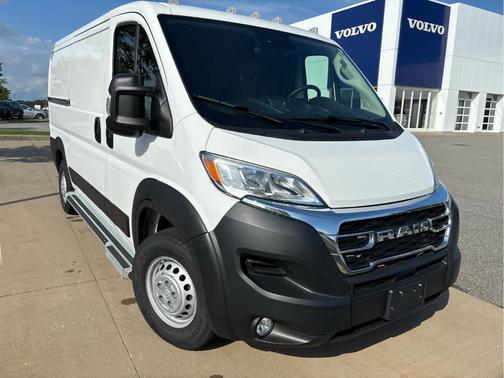Bright White Clearcoat 2025 RAM ProMaster 2500 Base
