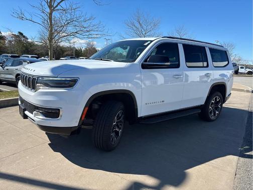 Bright White Clearcoat 2024 Jeep Wagoneer Series III