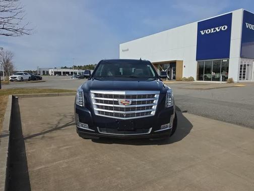 Dark Adriatic Blue Metallic 2019 Cadillac Escalade Luxury
