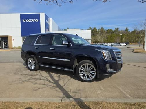 Dark Adriatic Blue Metallic 2019 Cadillac Escalade Luxury