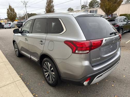 2020 Mitsubishi Outlander SEL