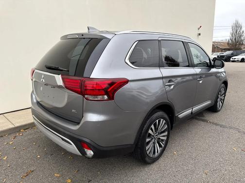 2020 Mitsubishi Outlander SEL